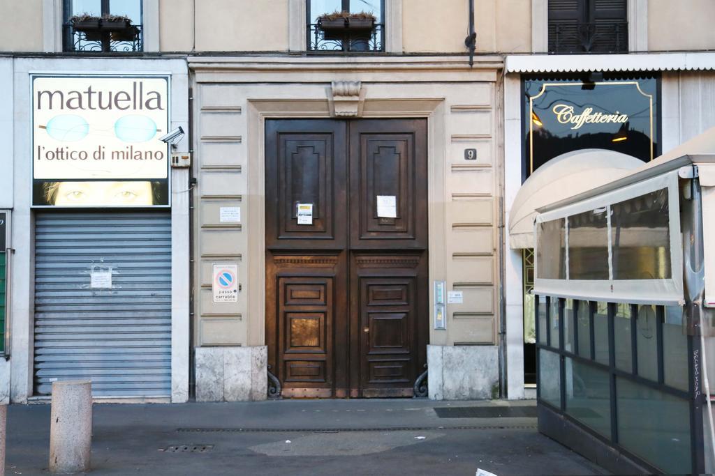 Charming Apartment The Castle Mailand Exterior foto